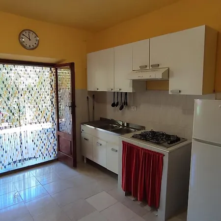 Pineta Mare - Goelba Apartamento *
